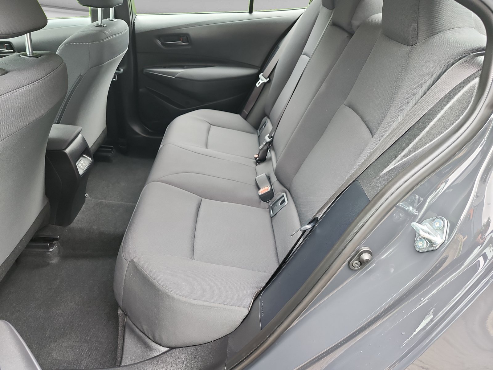 Used 2026 Toyota Corolla LE FWD image 18