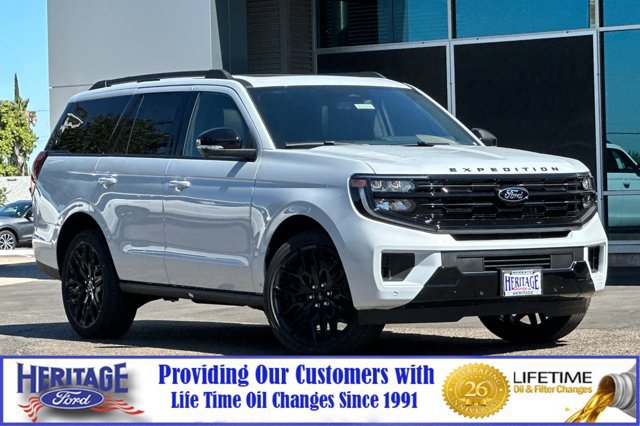New 2026 Ford Expedition Platinum w/ Stealth Performance Package AWD/4WD image 1