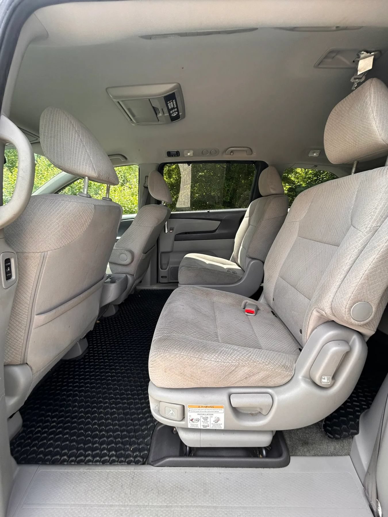Used 2016 Honda Odyssey SE image 6
