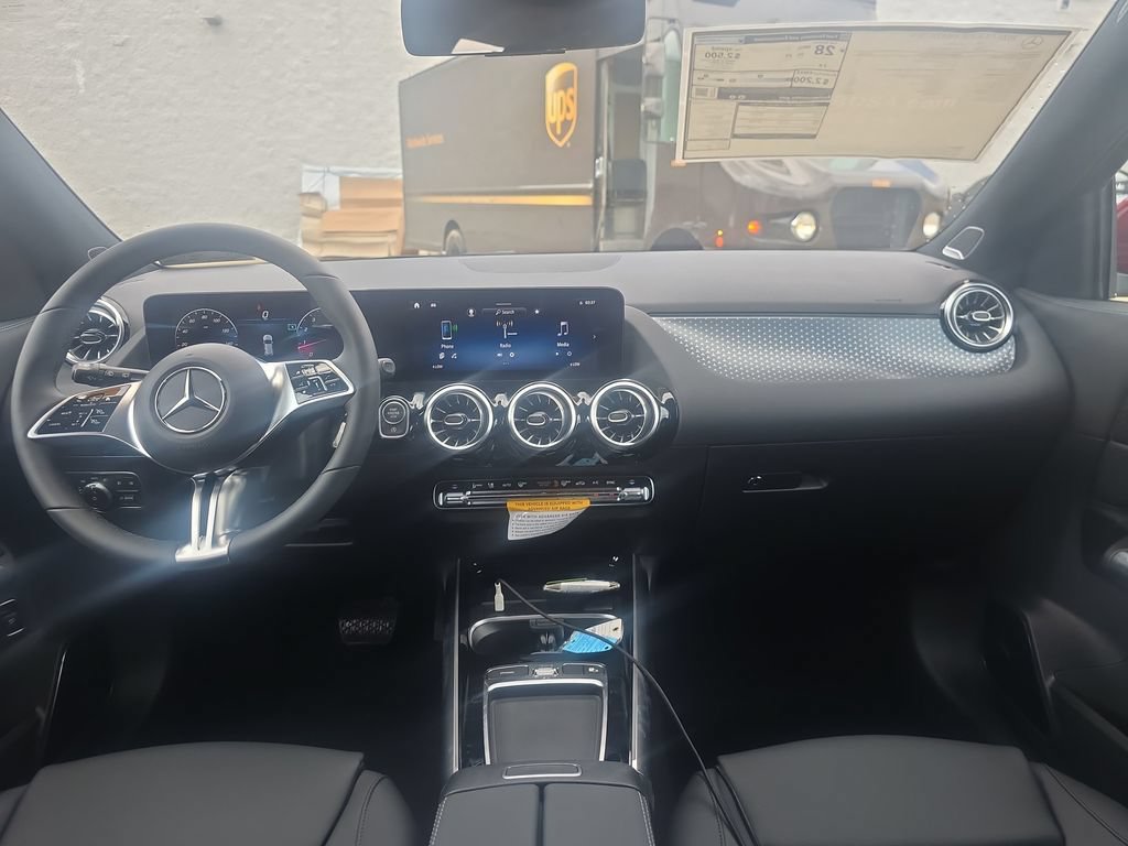 New 2026 Mercedes-Benz GLA 250 4MATIC image 12