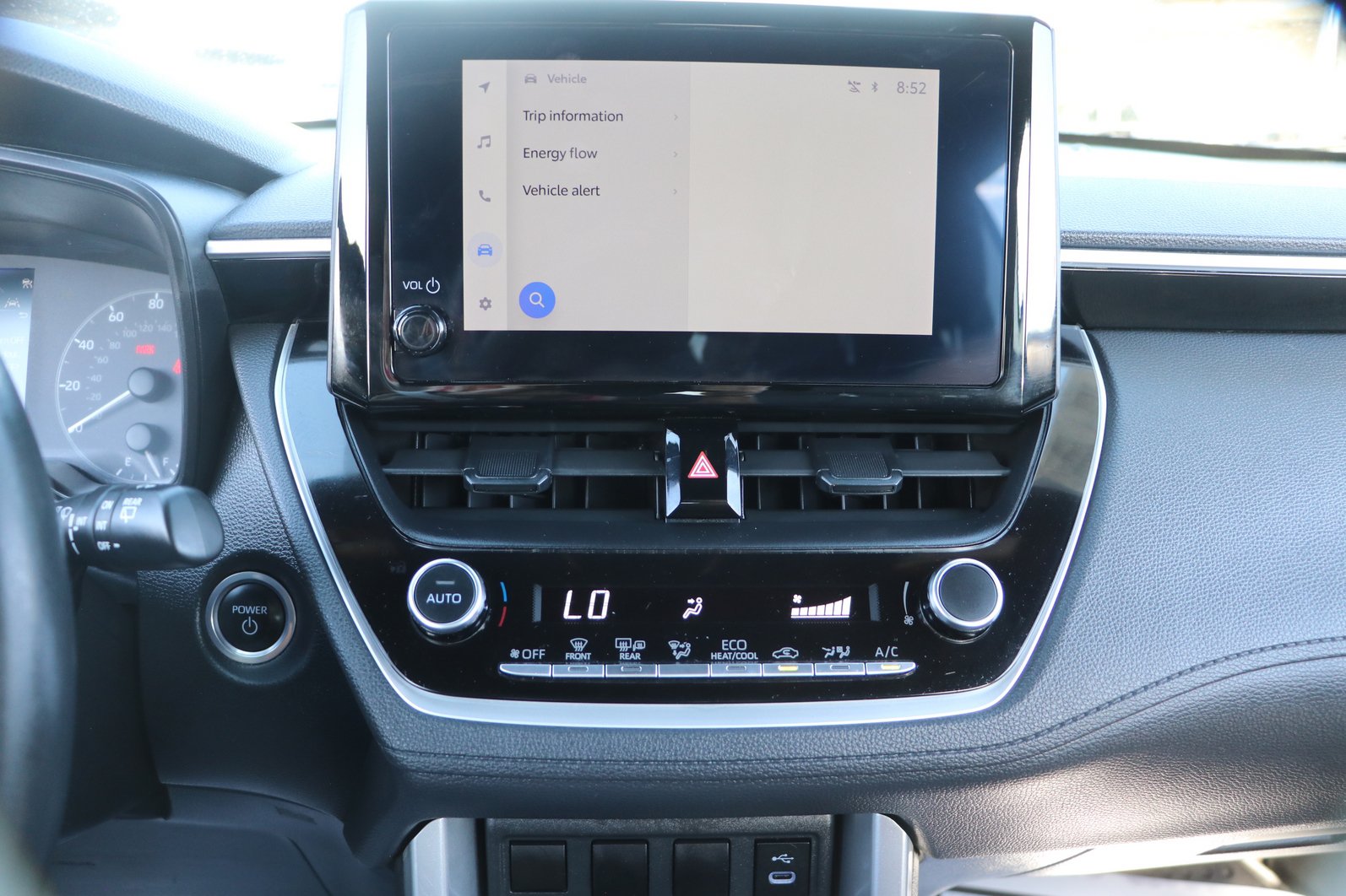 Used 2023 Toyota Corolla Cross AWD Hybrid image 21
