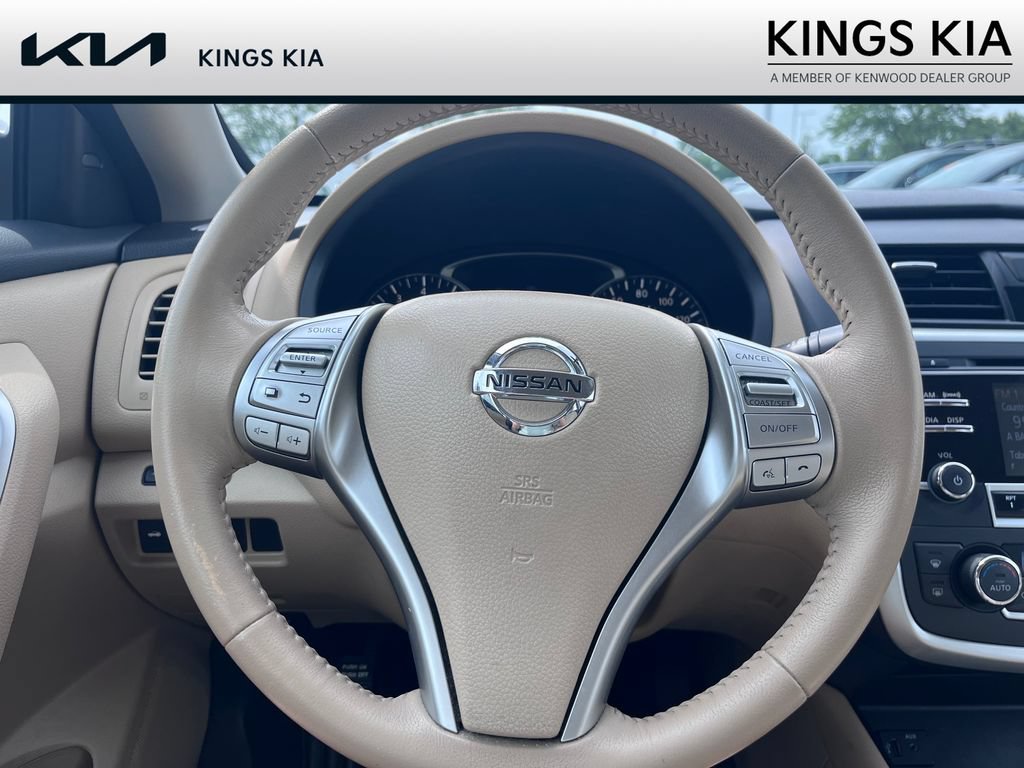 Used 2016 Nissan Altima 2.5 SV FWD image 12
