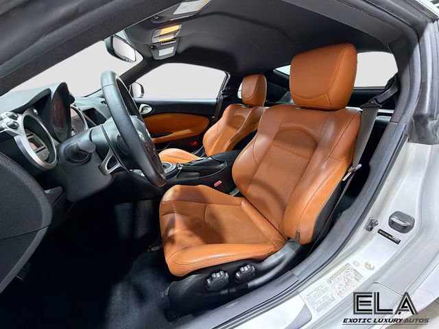 Used 2009 Nissan 370Z Touring image 23