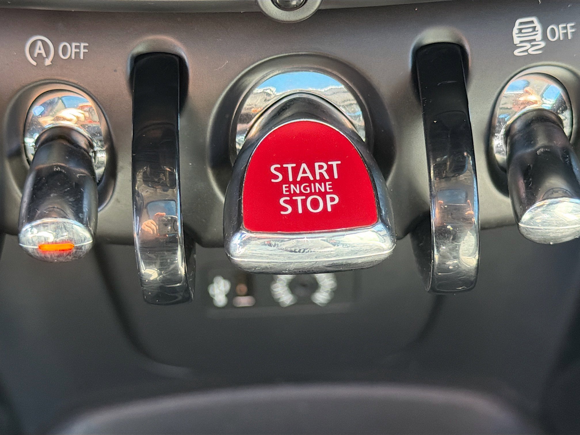 Used 2015 MINI Cooper S image 32