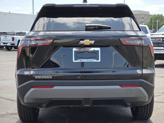 New 2027 Chevrolet Equinox LT w/ Convenience Package II FWD image 15