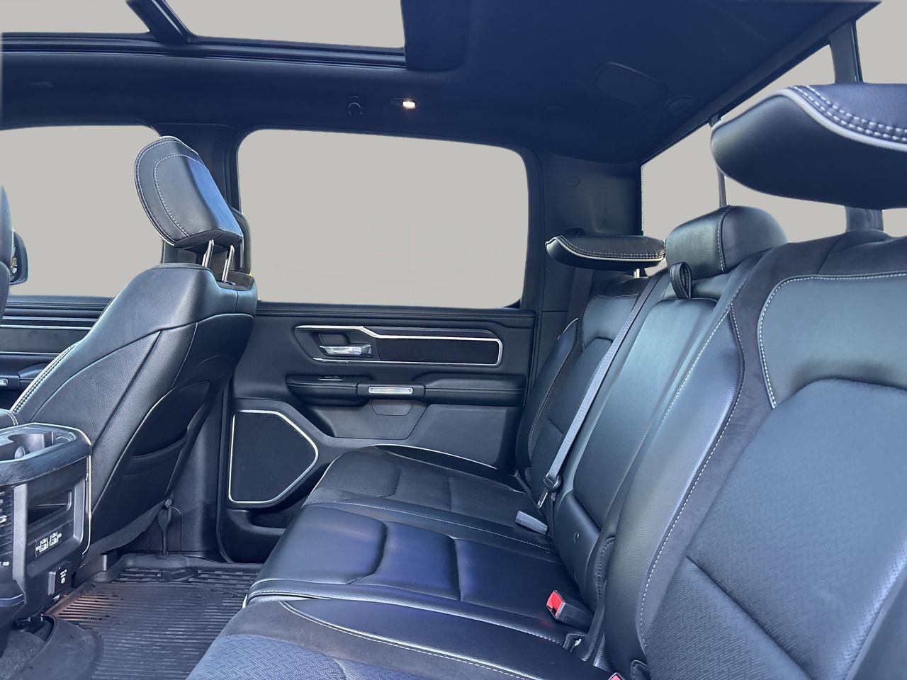 Used 2023 RAM 1500 Laramie image 17