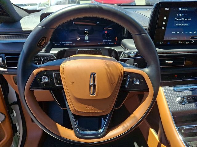 Used 2025 Lincoln Aviator Black Label w/ Black Label Special Edition AWD/4WD image 16