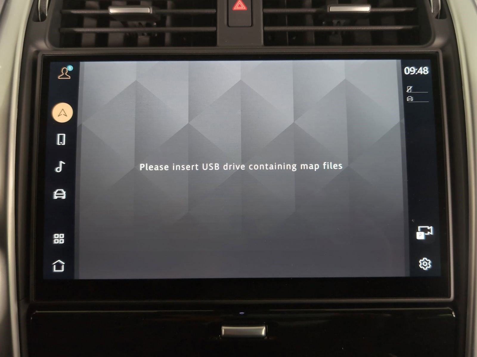 Used 2025 Land Rover Discovery Dynamic SE image 24