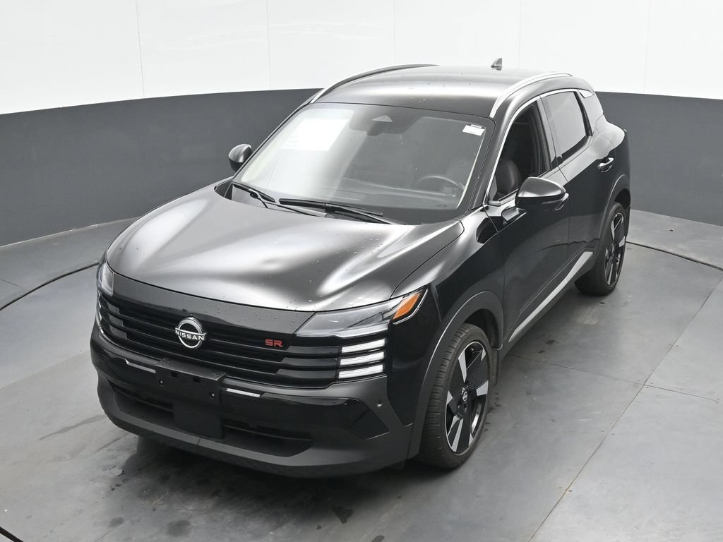 Used 2025 Nissan Kicks SR AWD/4WD image 30
