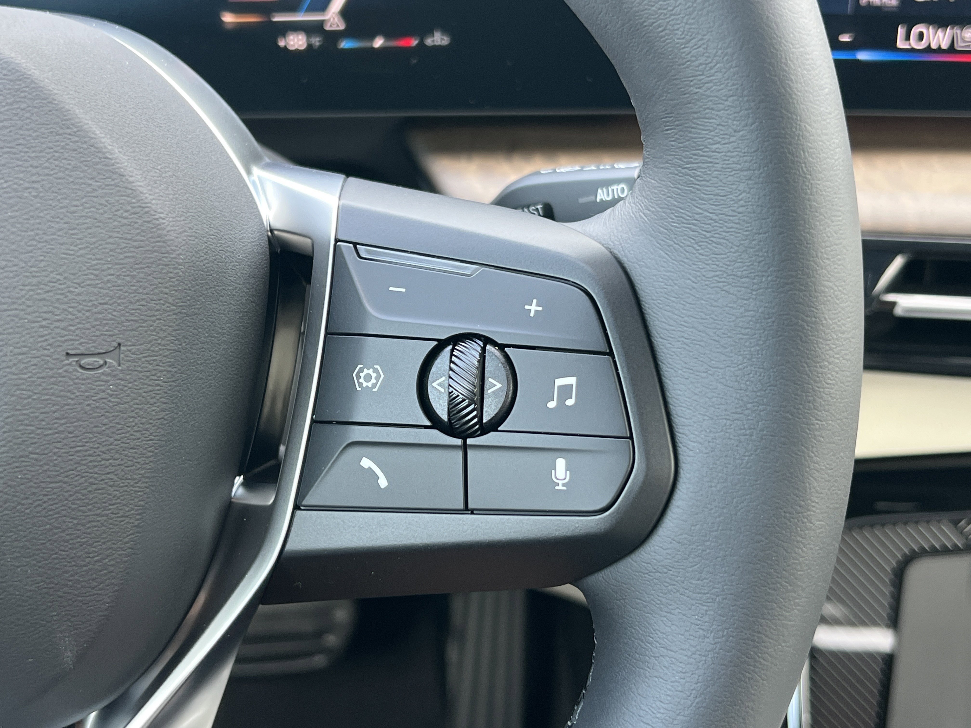 New 2026 BMW X1 xDrive28i w/ Convenience Package image 9