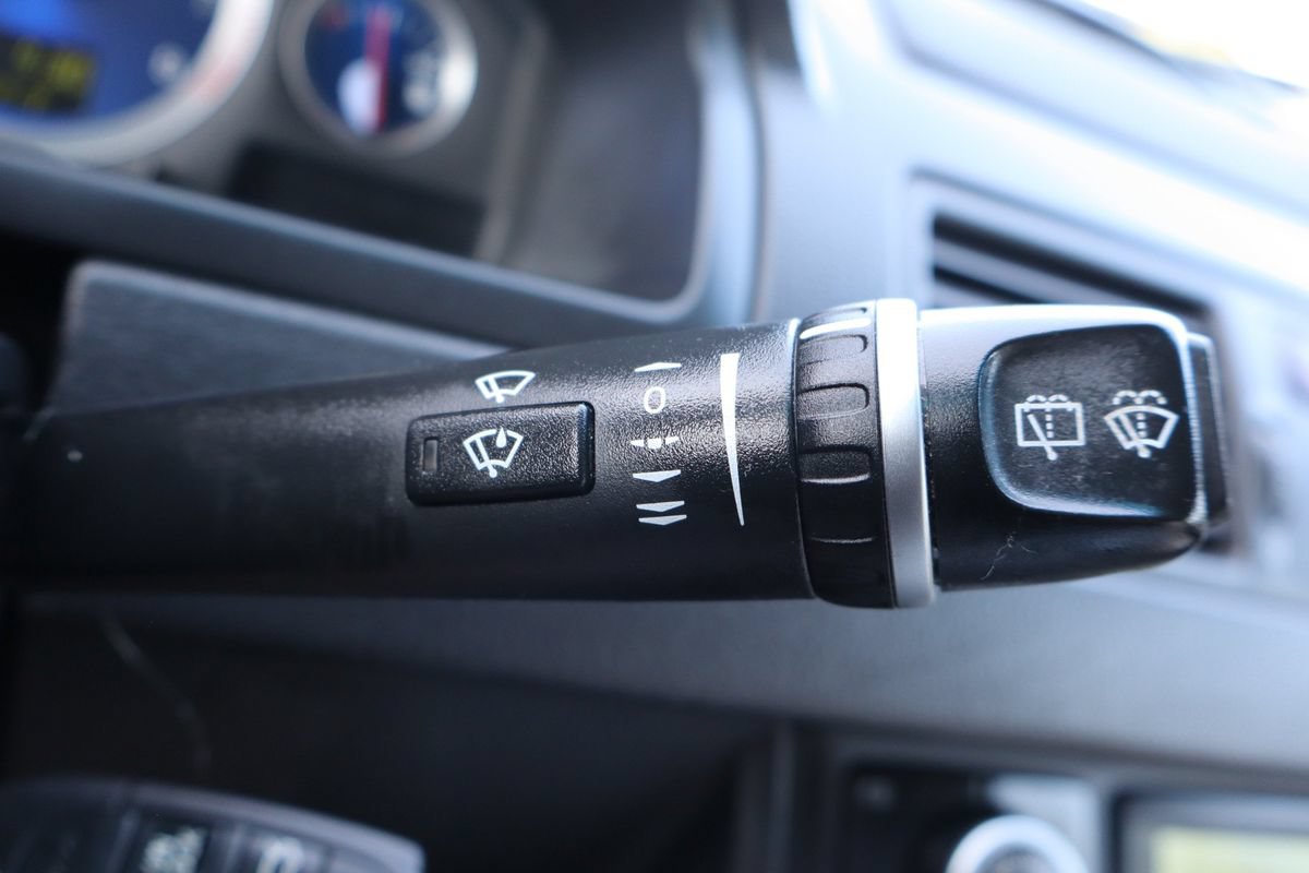 Used 2009 Volvo XC90 V8 R-Design AWD/4WD image 36