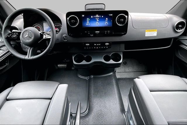 New 2025 Mercedes-Benz Sprinter 2500 image 7