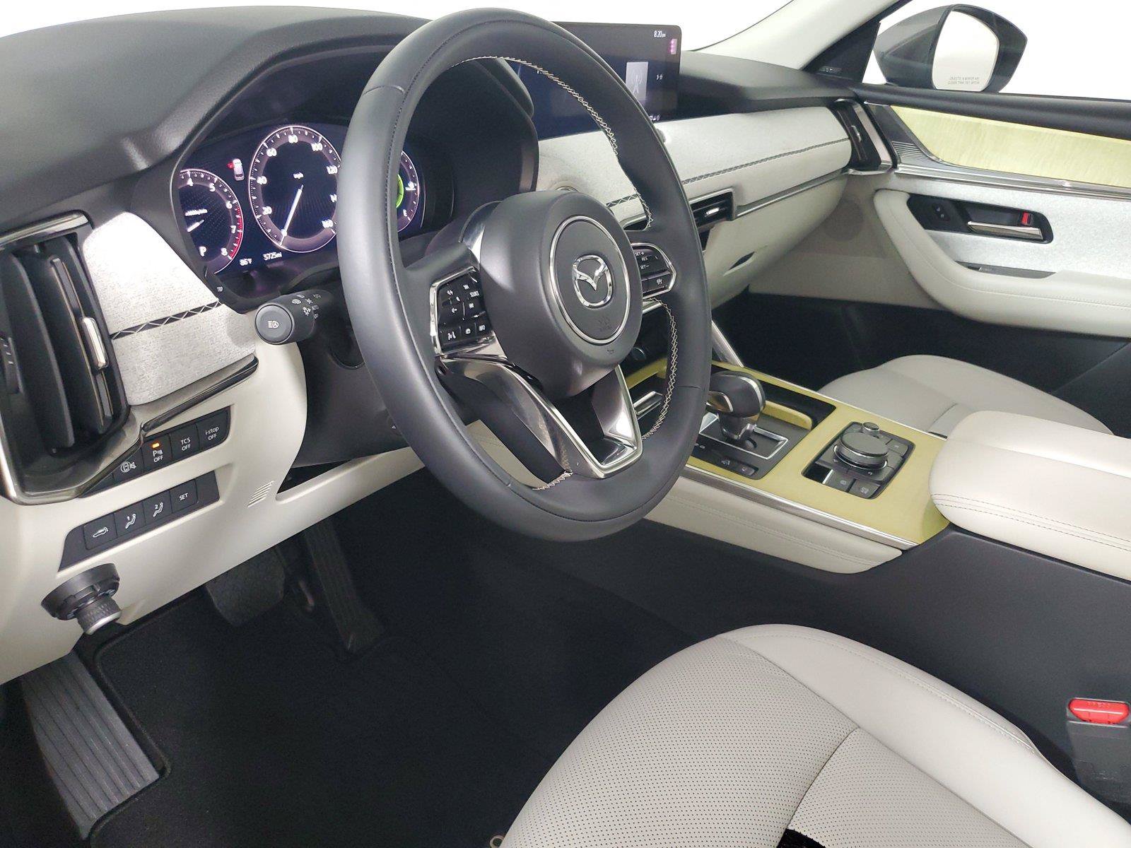 Certified 2026 MAZDA CX-90 3.3 Turbo S w/ Premium Plus AWD/4WD image 24