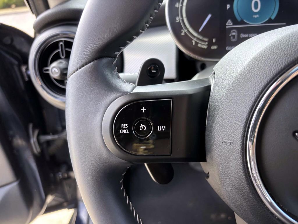 Used 2024 MINI Cooper S image 17