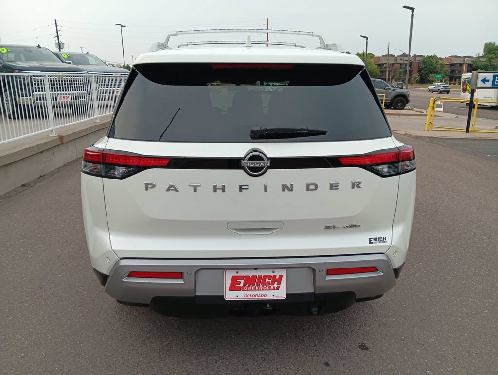 Used 2023 Nissan Pathfinder SL w/ SL Premium Package AWD/4WD image 4
