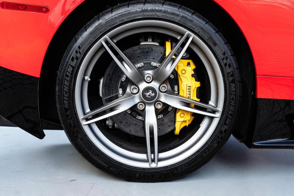 Used 2015 Ferrari 458 Speciale Coupe RWD image 60