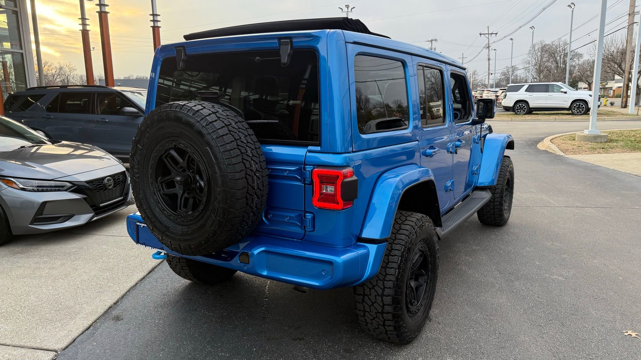 Used 2022 Jeep Wrangler Unlimited Sahara image 4