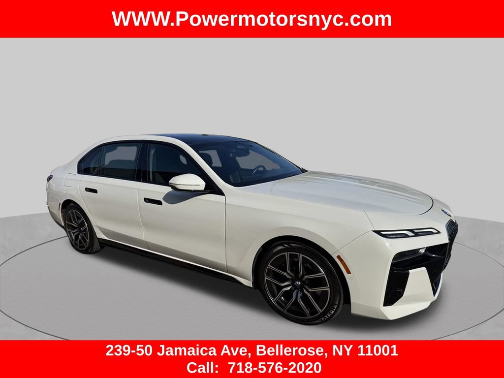 Used 2024 BMW 740i xDrive AWD/4WD image 4
