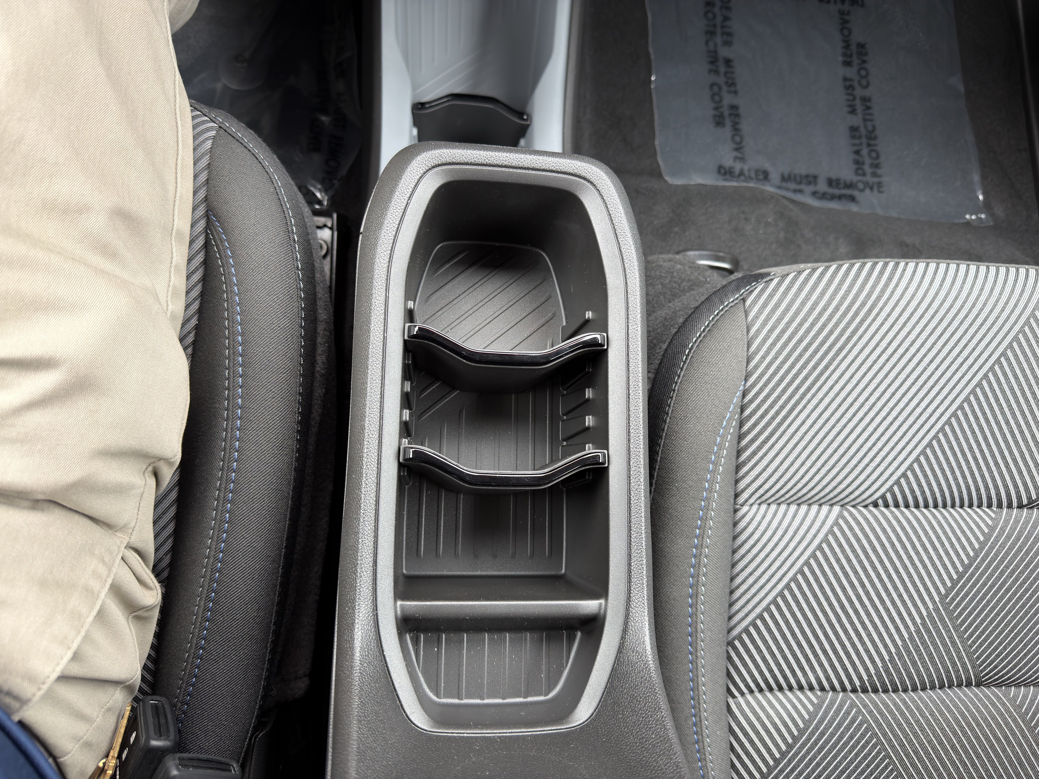 New 2027 Chevrolet Bolt LT w/ Comfort Package FWD image 31