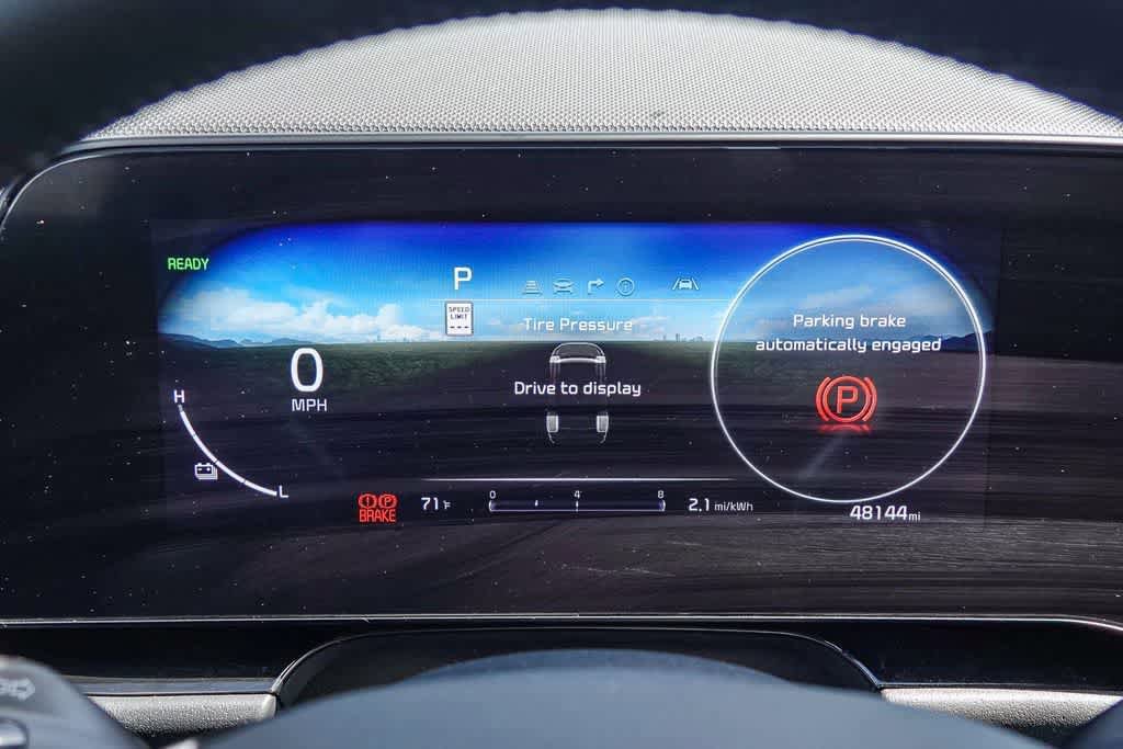 Certified 2023 Kia Niro Wave FWD image 23