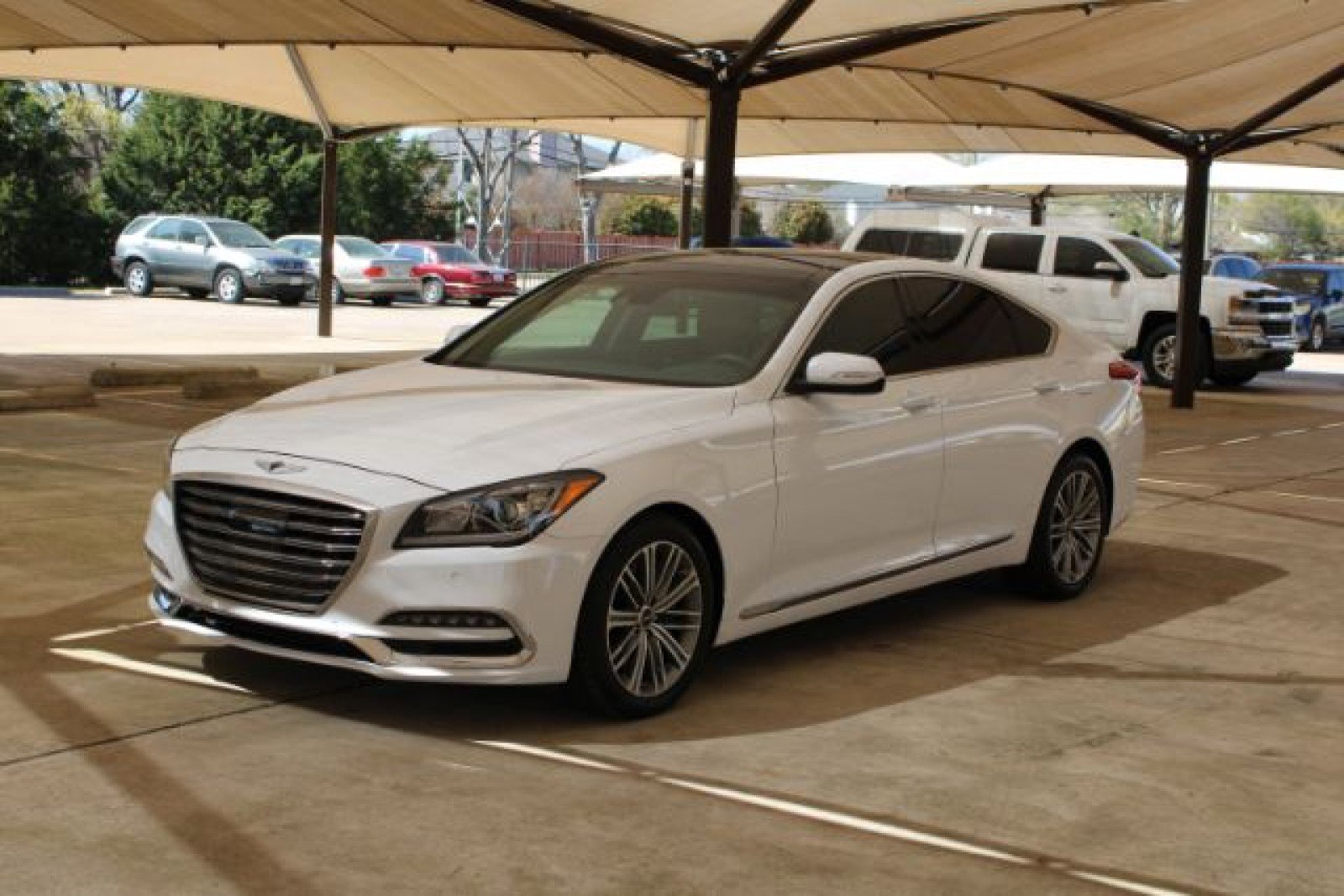 Used 2018 Genesis G80 3.8 w/ Option Group 02 RWD image 4