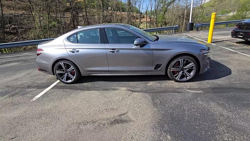 Used 2025 Genesis G70 3.3T Advanced w/ Sport Prestige Package AWD/4WD image 7