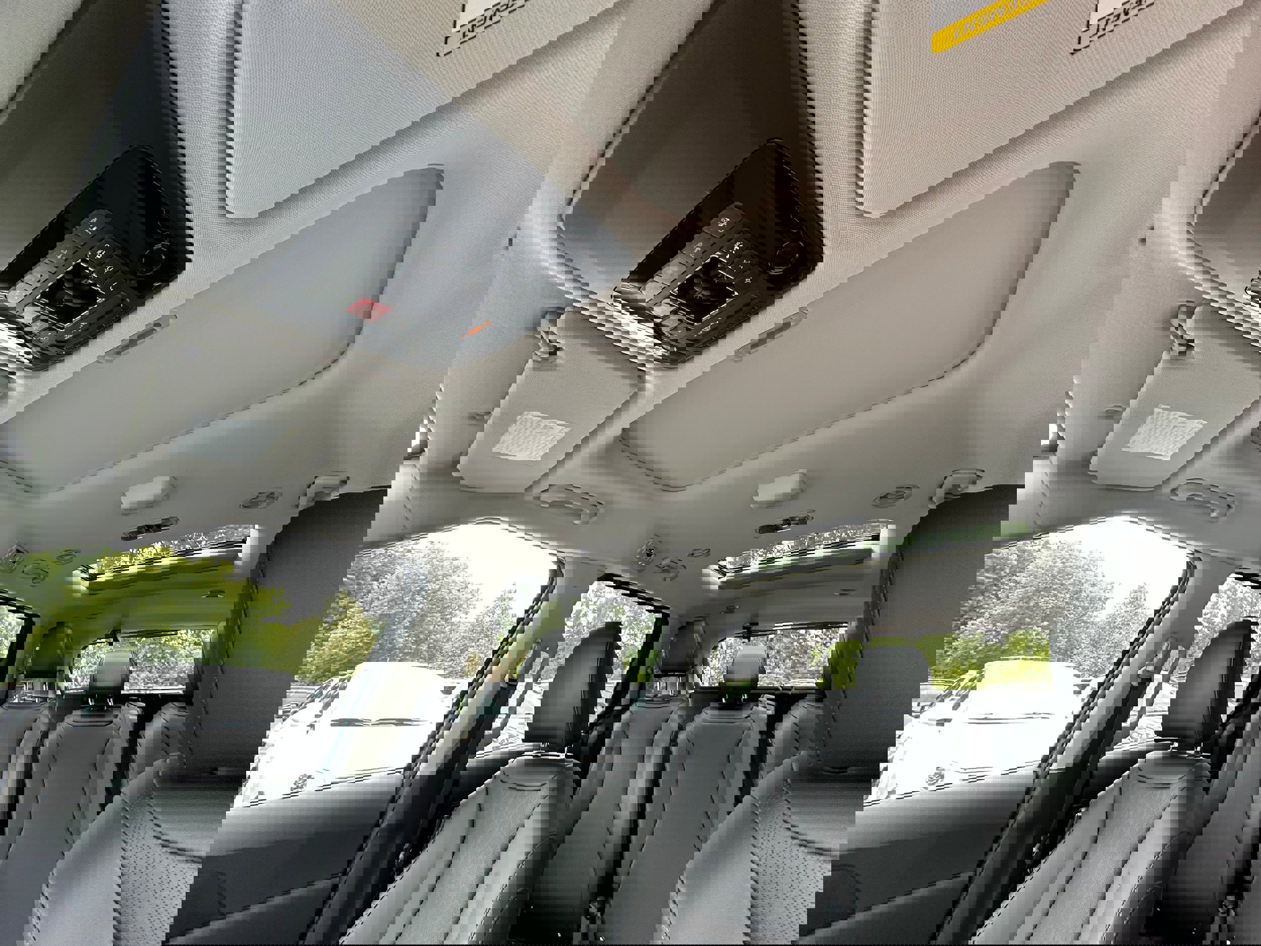 New 2026 Kia Carnival SX w/ SX Dark Edition Package image 44