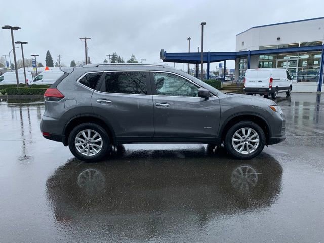 Used 2019 Nissan Rogue SV image 8