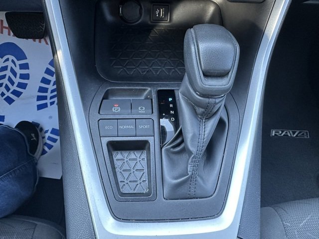 Used 2024 Toyota RAV4 XLE image 13