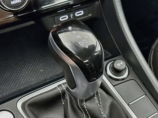 Certified 2024 Volkswagen Jetta SE FWD image 18