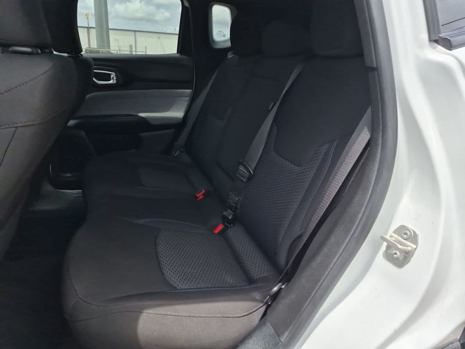 Used 2024 Jeep Compass Sport AWD/4WD image 23