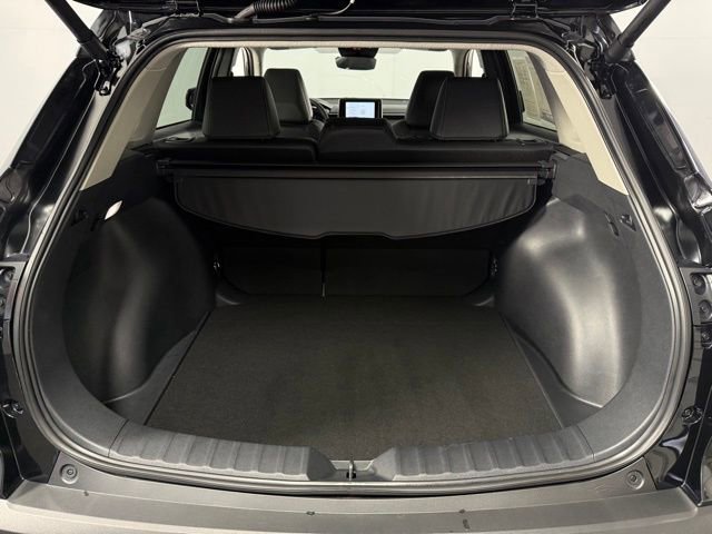 Used 2025 Toyota Corolla Cross XLE w/ Convenience Package image 47