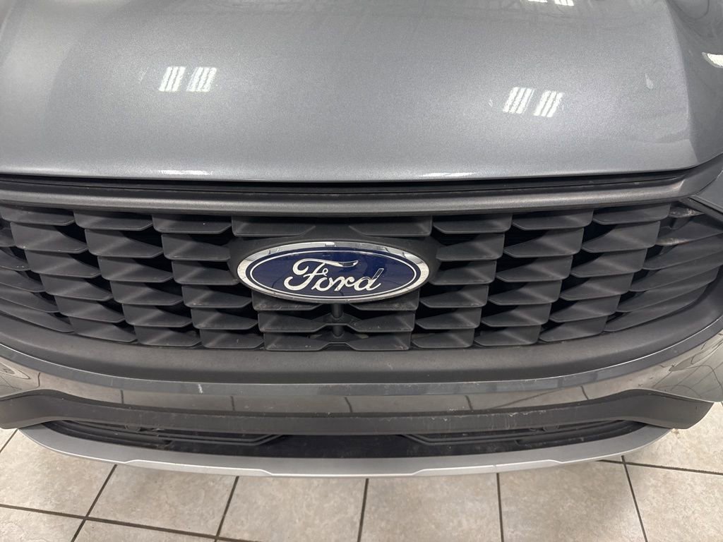 Used 2023 Ford Escape AWD image 63