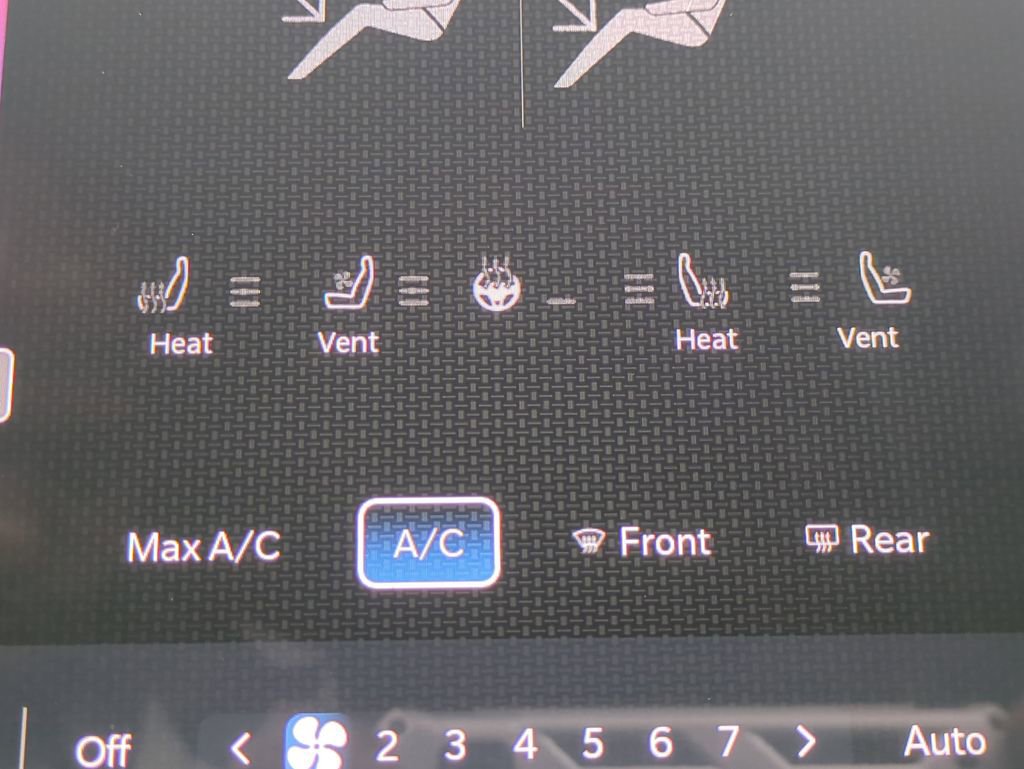 Used 2024 RAM 2500 Laramie image 26