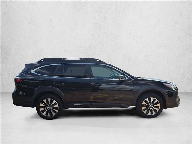 Used 2023 Subaru Outback Limited AWD/4WD image 4