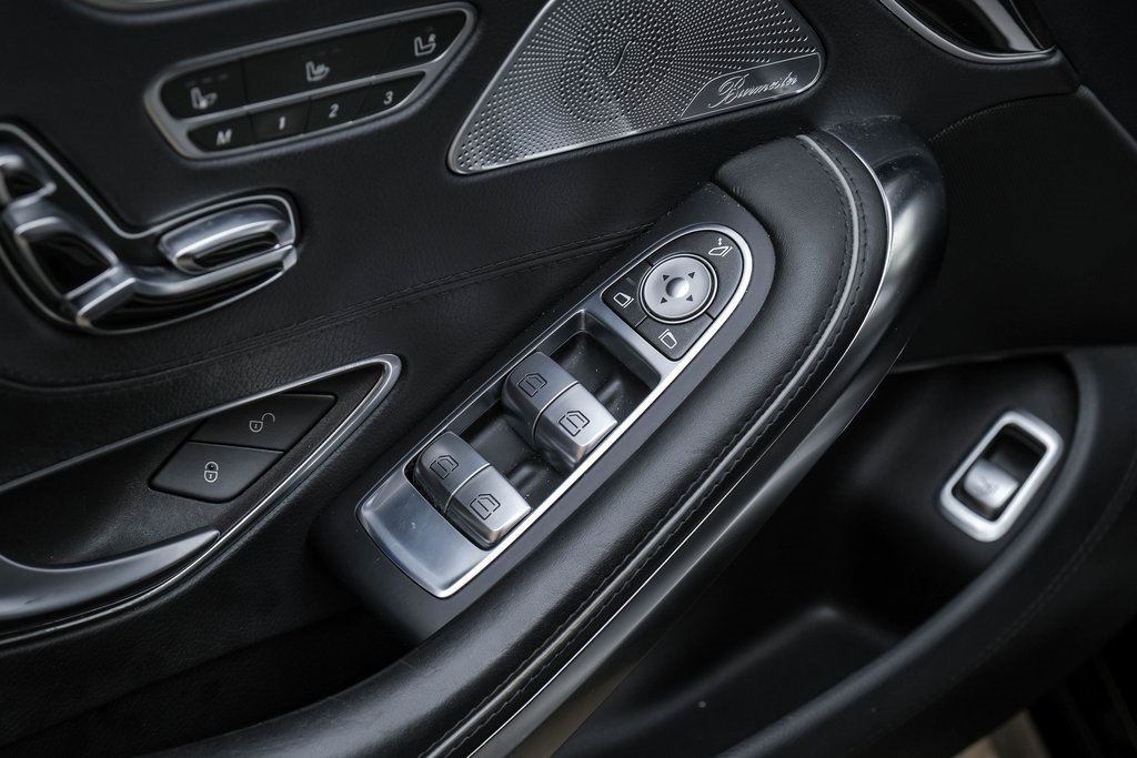 Used 2015 Mercedes-Benz S 550 4MATIC Coupe image 37