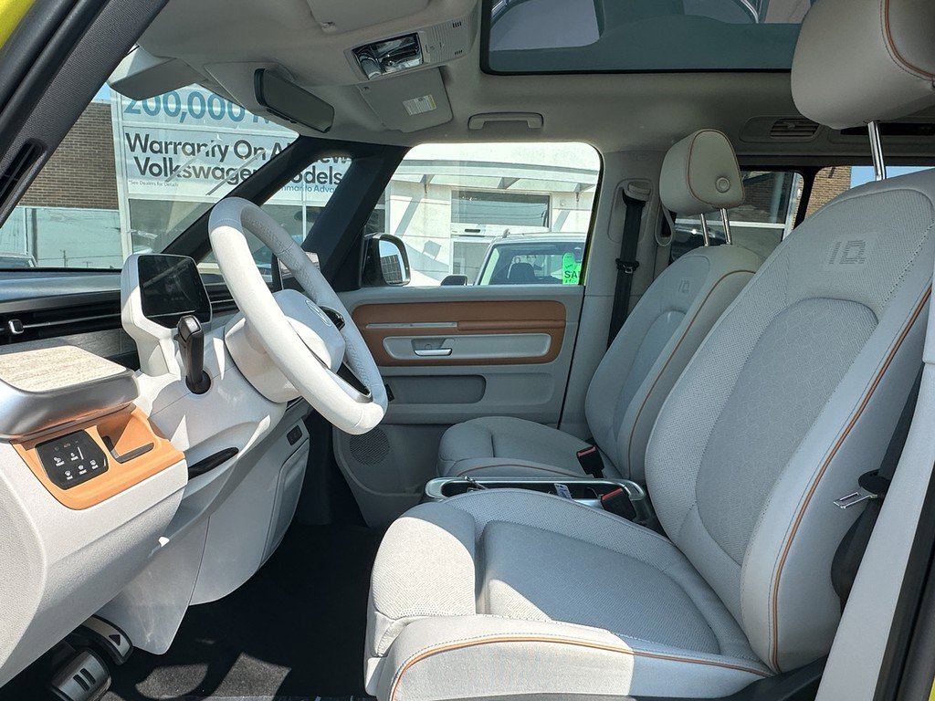 New 2025 Volkswagen ID. Buzz Pro S Plus image 16