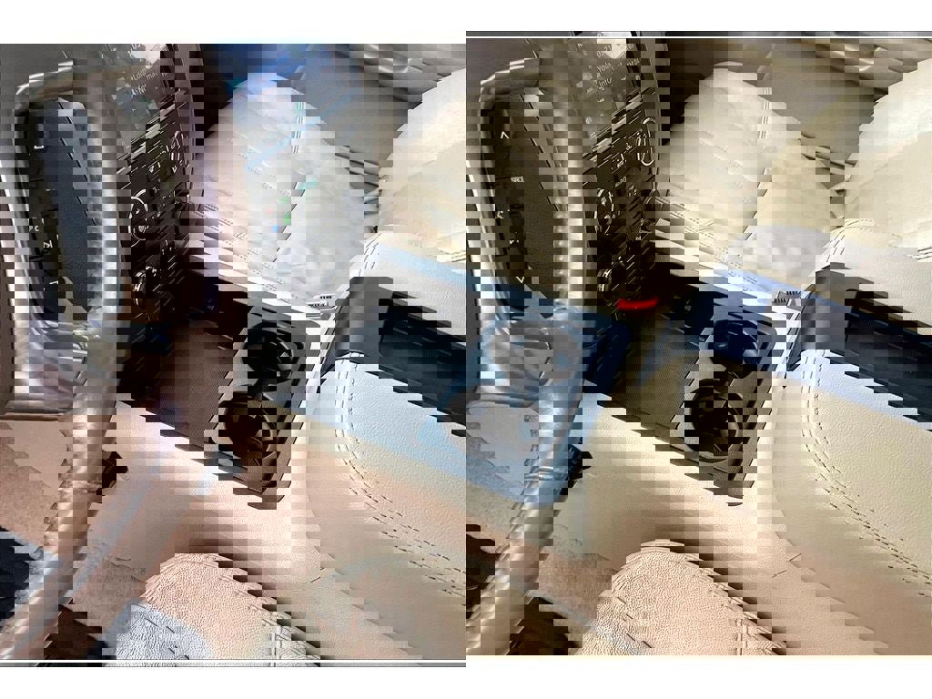 Used 2007 GMC Sierra 2500 SLT w/ Convenience Package image 19