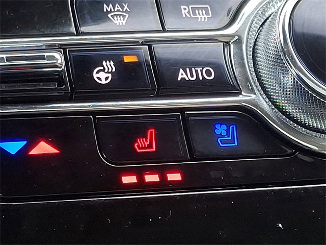 Used 2022 Lincoln Corsair Reserve w/ Equipment Group 201A image 26