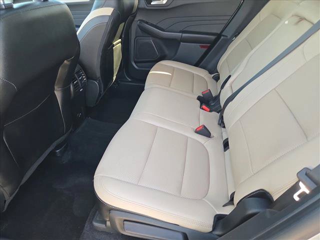 Used 2022 Ford Escape SEL w/ Technology Package FWD image 21