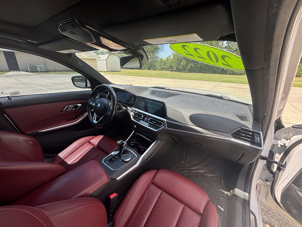 Used 2022 BMW 330i Sedan w/ Premium Package RWD image 27