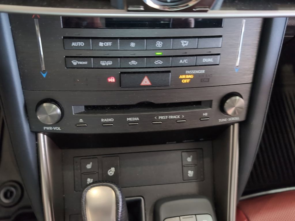 Used 2019 Lexus IS 300 F Sport w/ F Sport Package AWD/4WD image 13