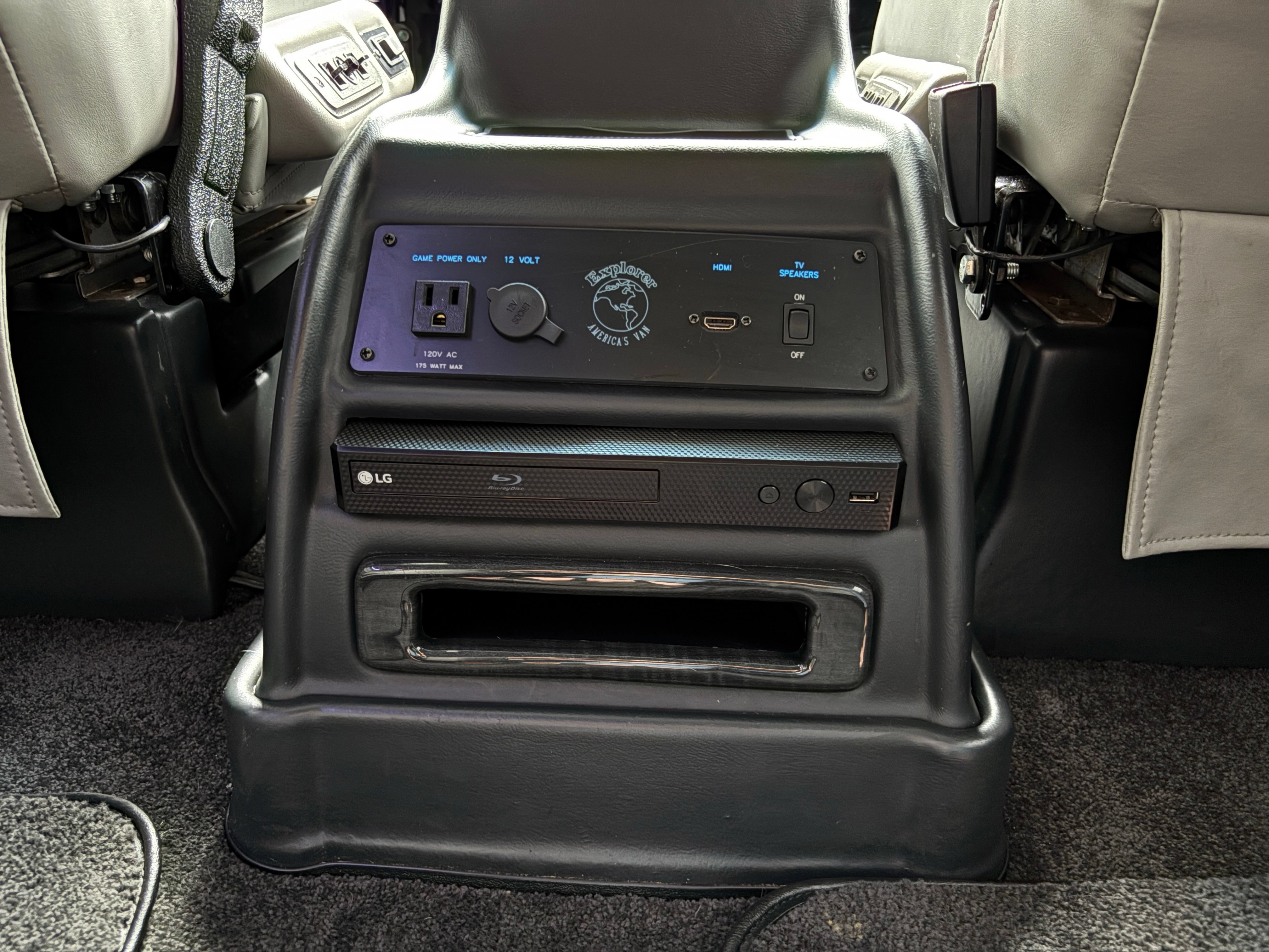 Used 2023 Mercedes-Benz Sprinter 2500 image 48