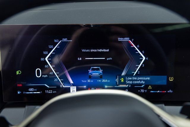 Certified 2025 BMW X3 xDrive30i image 2