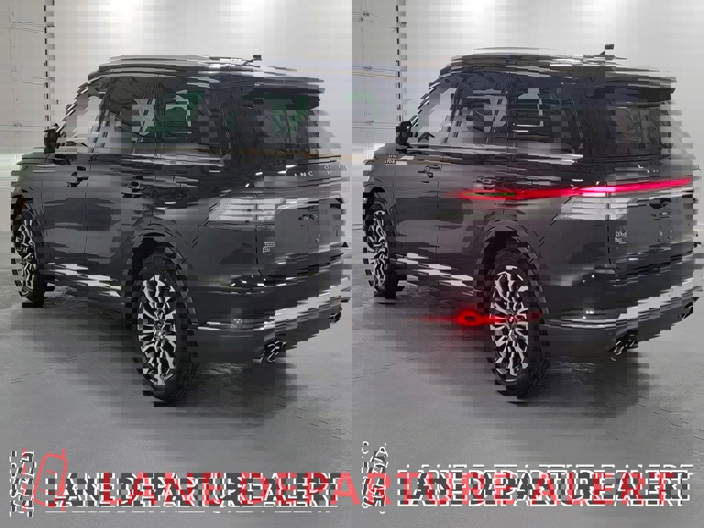 Used 2020 Lincoln Aviator Reserve w/ Elements Package Plus image 6