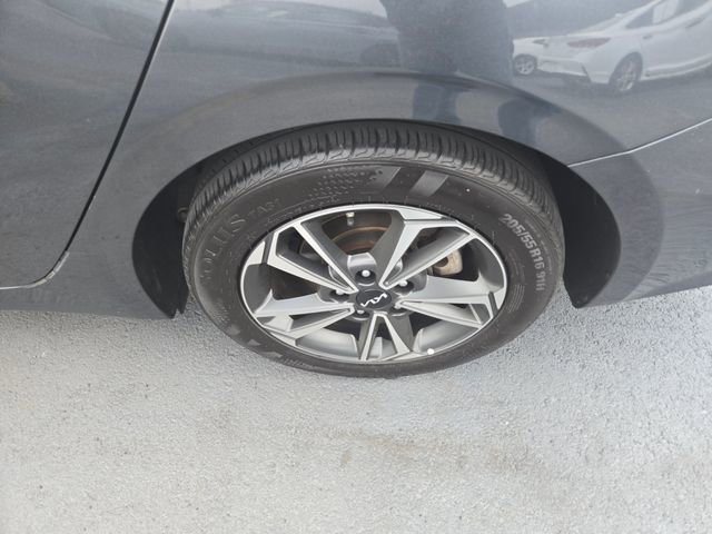 Used 2024 Kia Forte LXS image 20