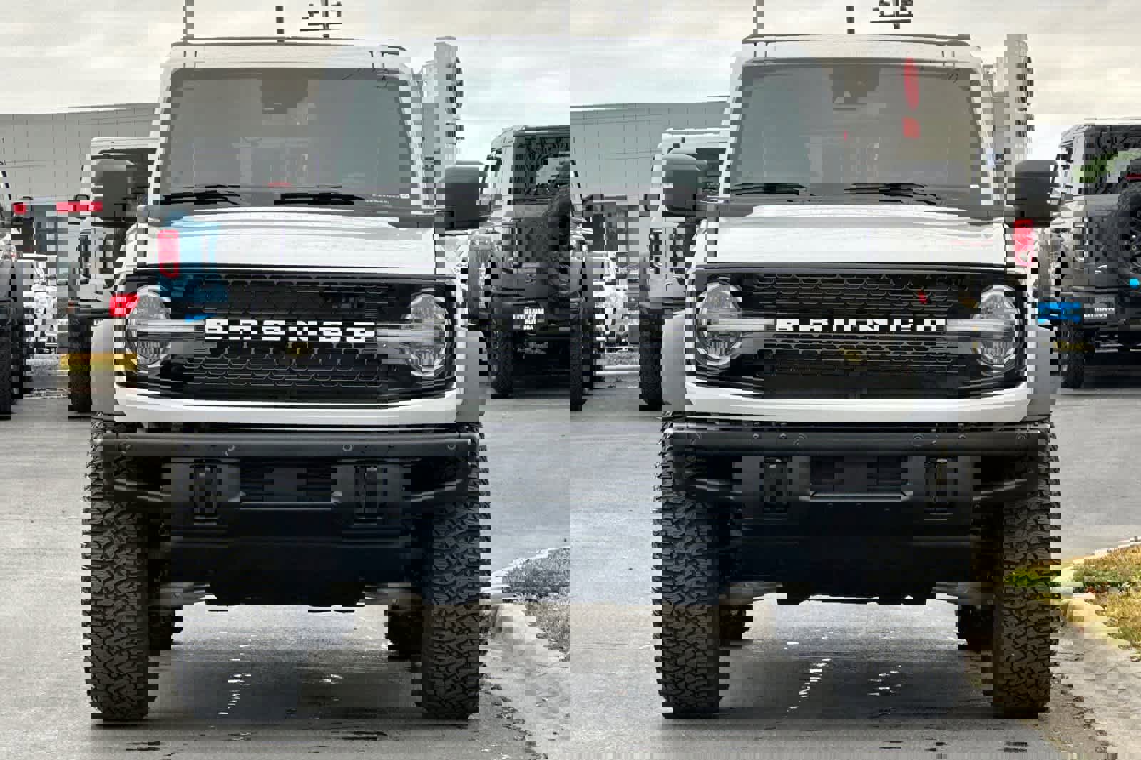 Used 2024 Ford Bronco Wildtrak image 10