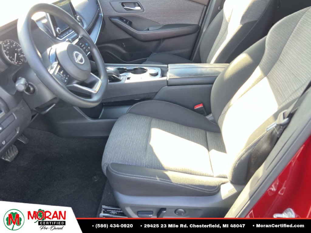 Used 2023 Nissan Rogue SV AWD/4WD image 16