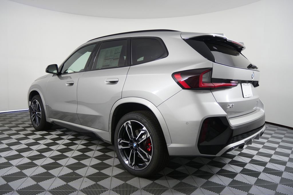 Used 2026 BMW X1 xDrive28i w/ Technology Package image 5