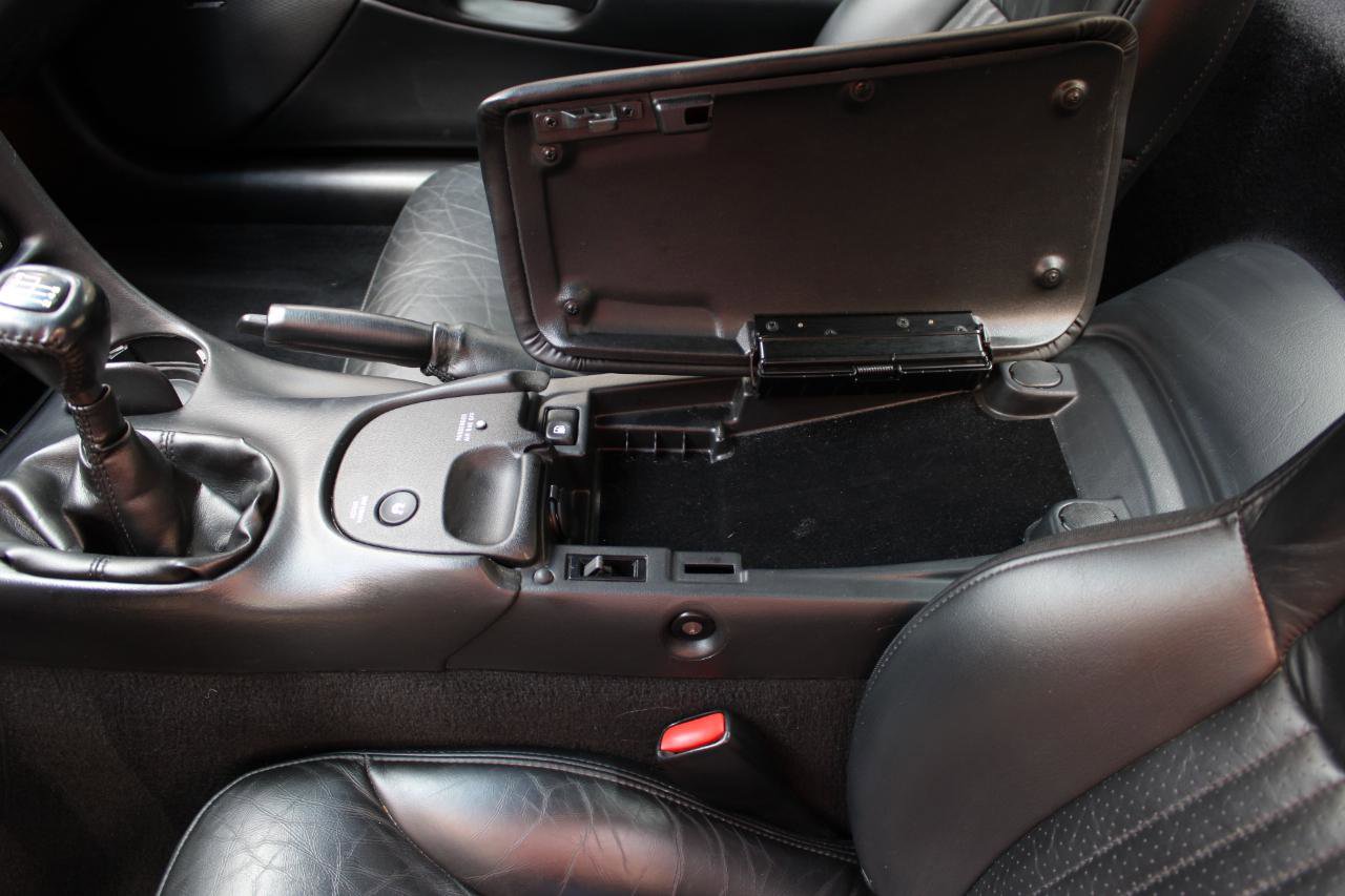 Used 2003 Chevrolet Corvette Z06 w/ Memory Package, 3 Drivers image 34